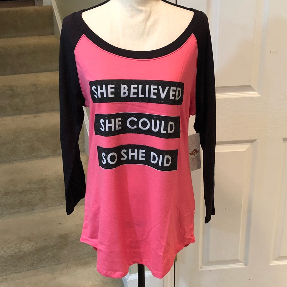 Wide neck raglan t-shirt, pink and black